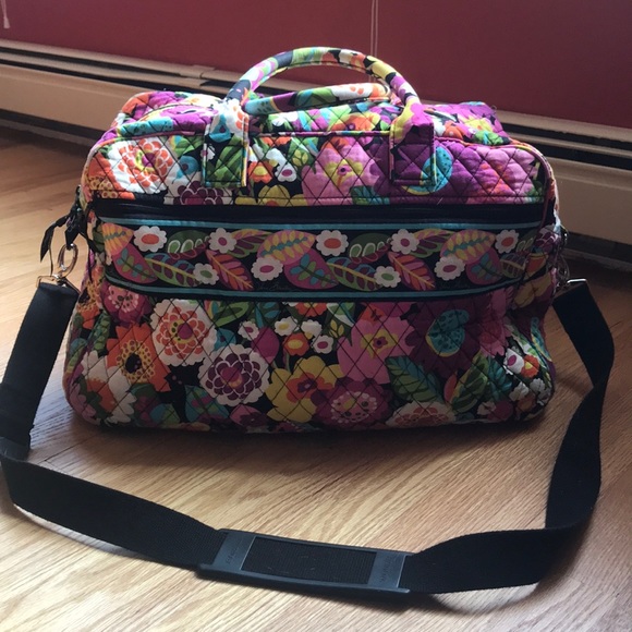 Vera Bradley Handbags - VERA BRADLEY WEEKENDER VA VA VOOM TRAVEL BAG TOTE